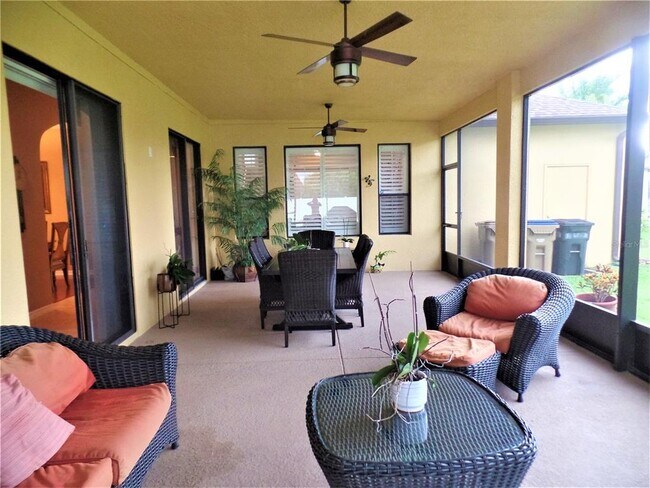 Building Photo - 3240 Pineapple Isle Dr