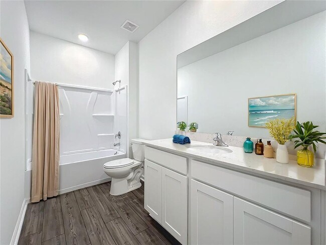 Building Photo - 4726 SW 83rd Lp