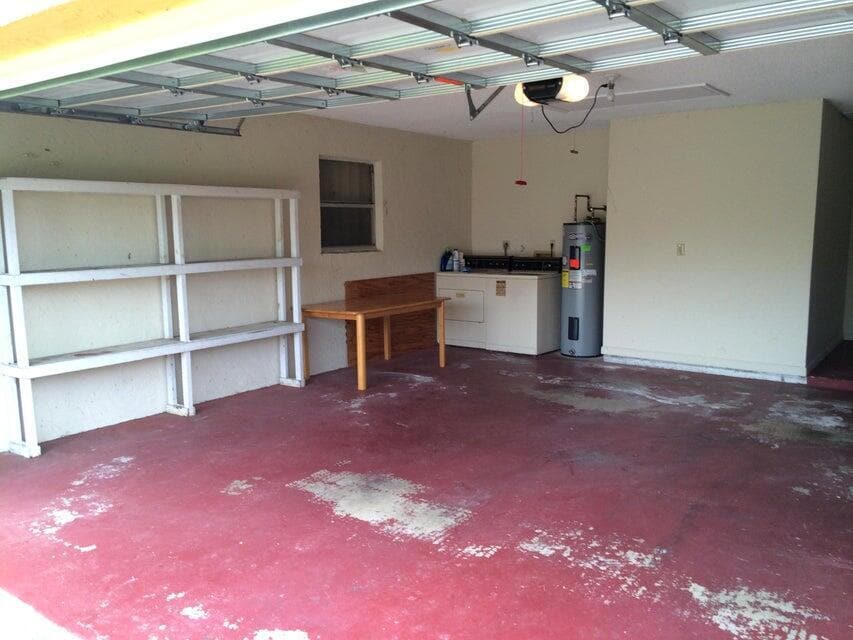 Building Photo - 221 Bilbao St