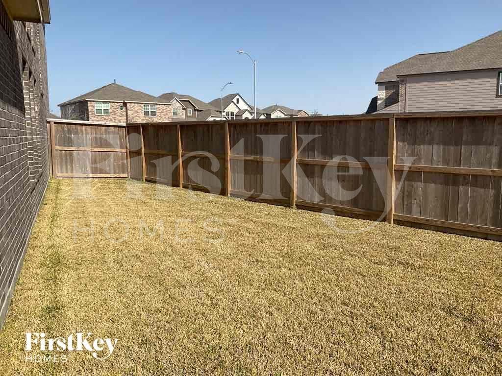 Building Photo - 15203 Provost Craig Dr