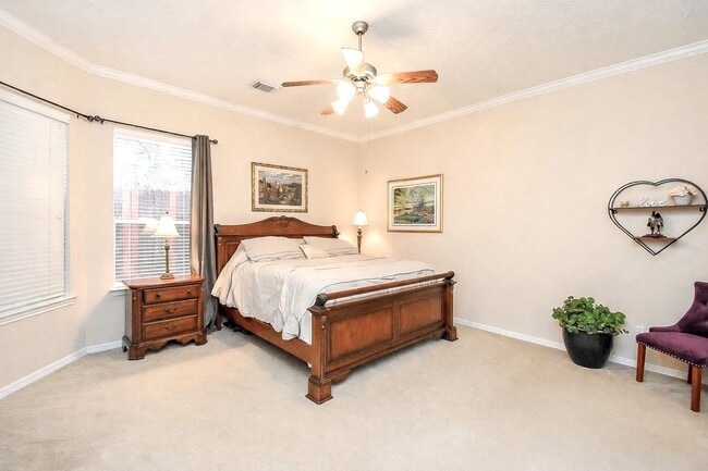 Building Photo - 1446 Sherwood Park Cir