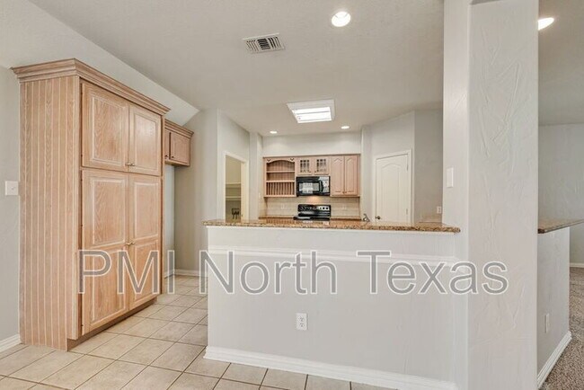 Building Photo - 11644 Lenox Ln