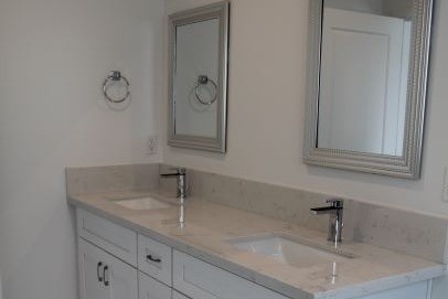 Double Sink Master Bathroom - 5242 Tilden Ave