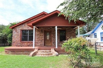 Building Photo - 545 S 2nd St