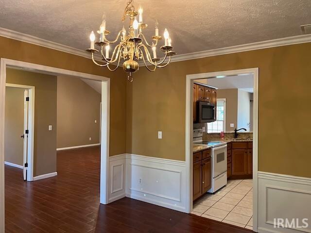 Building Photo - 8177 Amhurst Dr