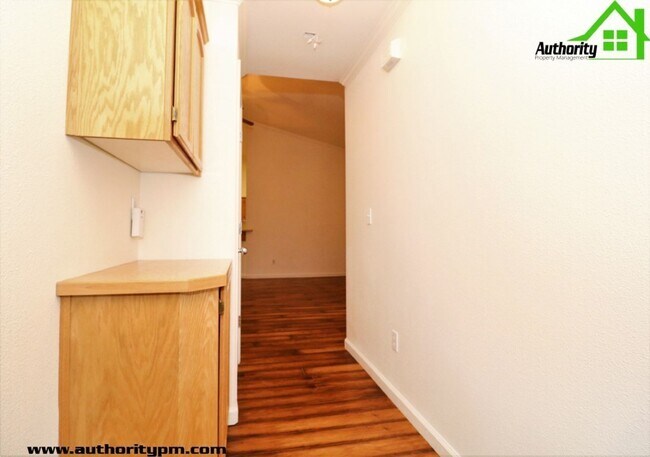 Building Photo - 3982 Cambria Dr