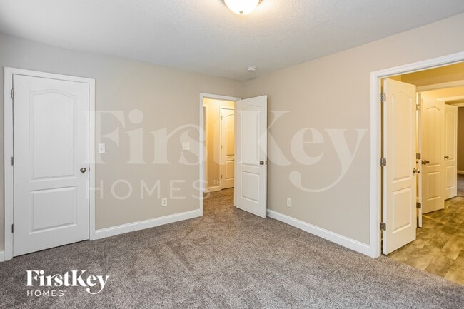 Building Photo - 366 Courtland Ct