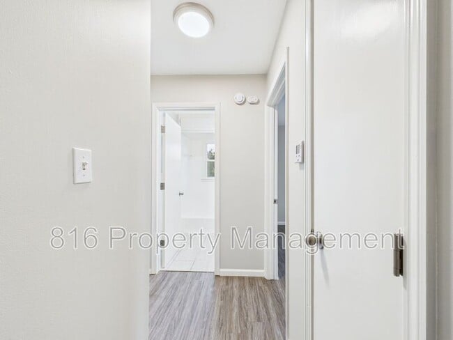 Building Photo - 3469 N 27th St