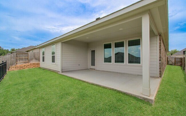 Building Photo - 309 Pleasant Hl Wy
