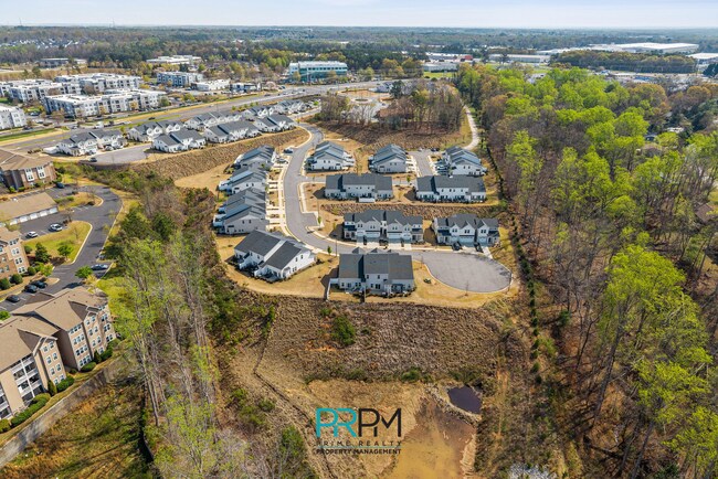 Building Photo - 63 Galley Ln