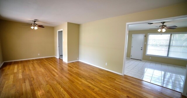 Building Photo - 2119 Flamingo Dr