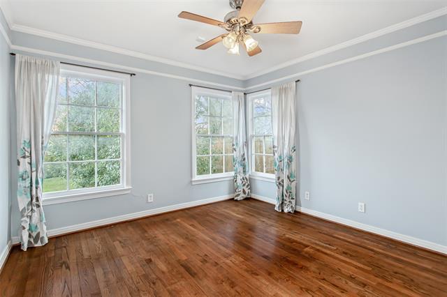 Building Photo - 8642 Daytonia Ave