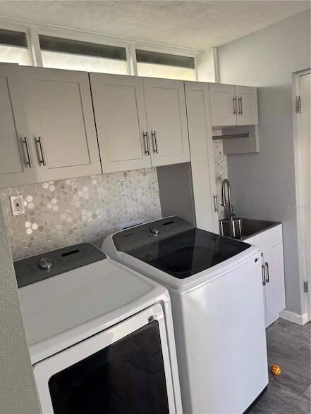 Building Photo - 304 53rd St W