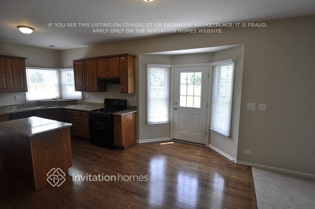 Building Photo - 909 Butterfield Cir W