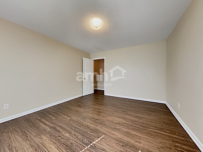 Building Photo - 161 Cherry Laural Ln