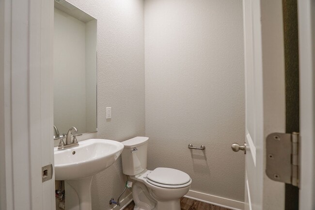 Building Photo - Now Preleasing