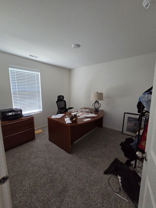 Building Photo - 1801 Turtle Creek Dr