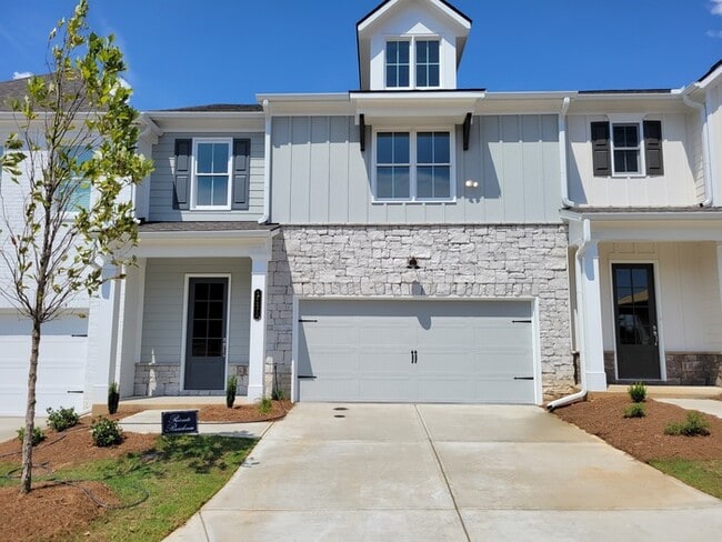 Building Photo - Beautiful Townhome for Lease in Kennesaw