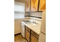 Building Photo - 956 Ludlow Ave