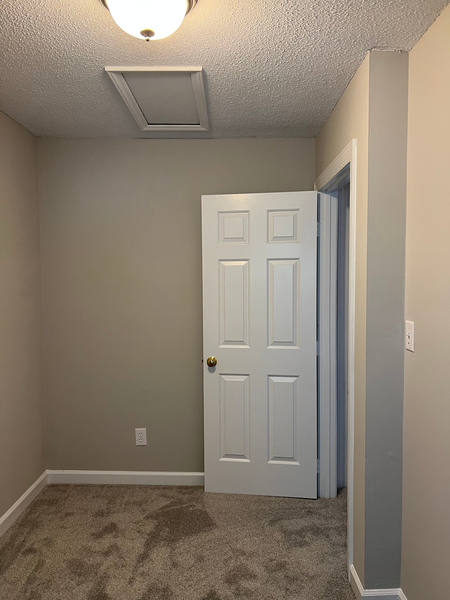 Building Photo - 2505 Saint Christopher Cir SW