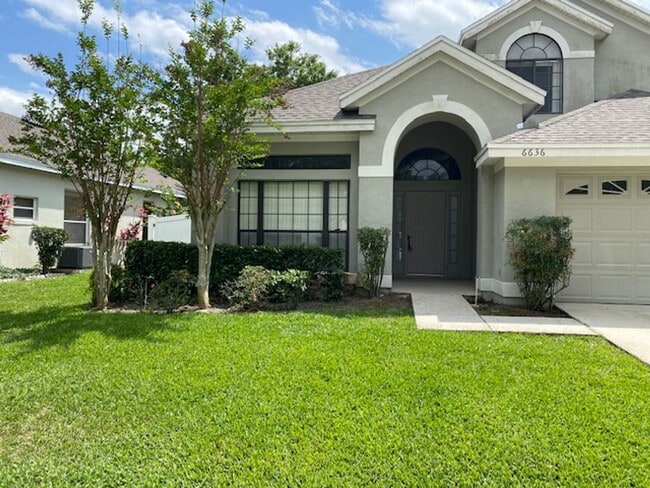 Building Photo - Dr Phillips area 3 bedroom 2.5  Bath Home With Bonus room