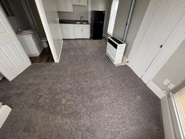 Building Photo - 7207 Grandview Ave