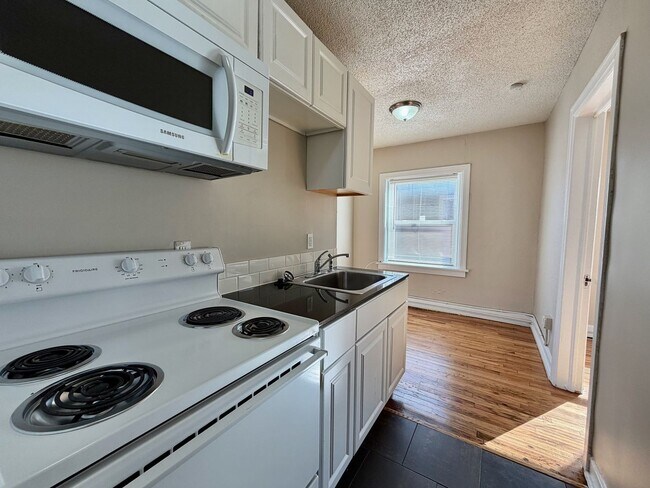 Building Photo - The Nelle