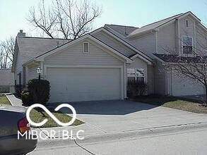 Building Photo - 6545 Aintree Pl