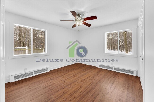 Building Photo - 3 Bedroom 1 Bathroom Apartment in ALTO!!