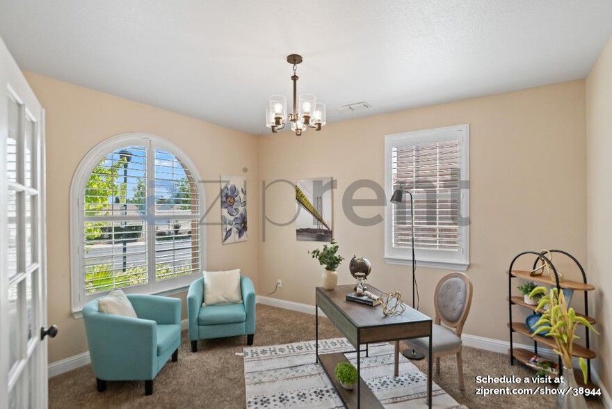 Building Photo - 3967 Aplicella Ct