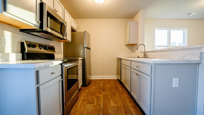Building Photo - 203 Cromer Rd