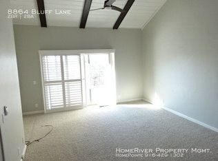 Building Photo - Home in The Bluffs overlooking American River