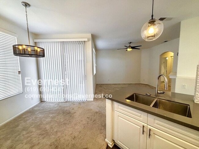 Building Photo - Charming 2-Bedroom Condo in Peaceful Sabre...