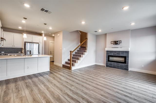 Building Photo - 2624 La Cumbre Wy