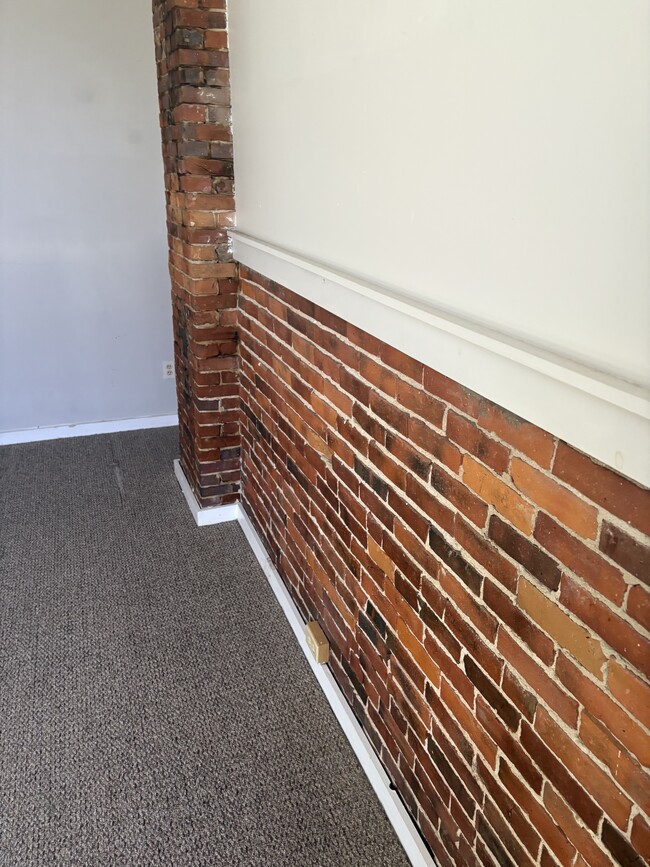 Building Photo - EHDG Development Properties, Inc.