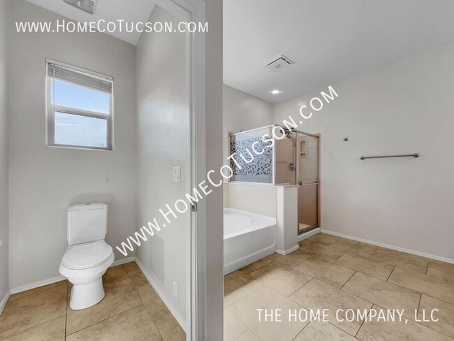 Building Photo - 11500 N Vista Ranch Pl