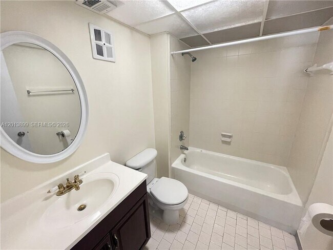 Building Photo - 8051 S Colony Cir