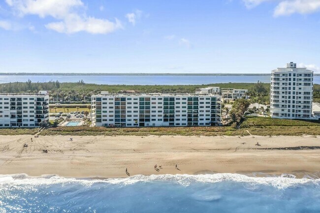 Building Photo - 10152 S Ocean Dr