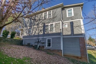 Building Photo - Montford Furnished Rental