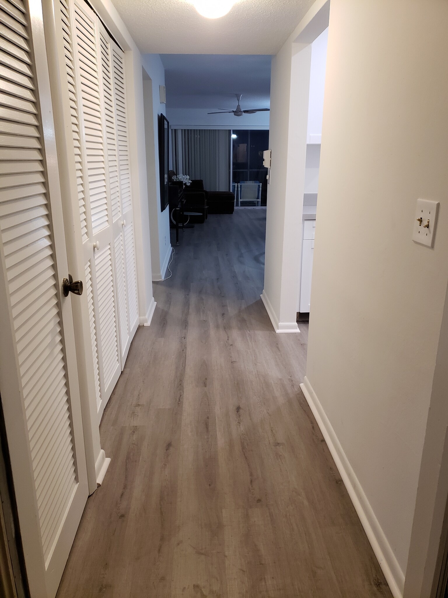 Building Photo - 2081 S Ocean Dr