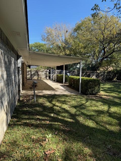 Building Photo - 713 Oxford Ave