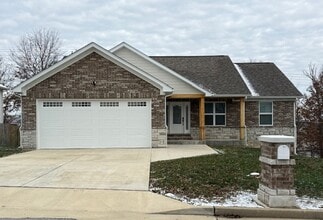 Building Photo - 1217 Britt Ln