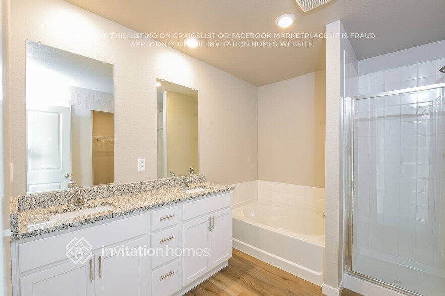 Building Photo - 957 Cascade Falls St