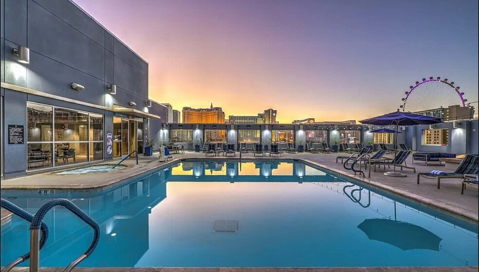 Building Photo - 211 E Flamingo Rd