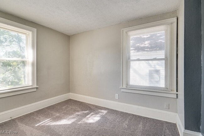 Building Photo - 920 Bloomfield Ave