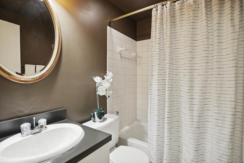 Building Photo - 1708 Johnson Ave NW