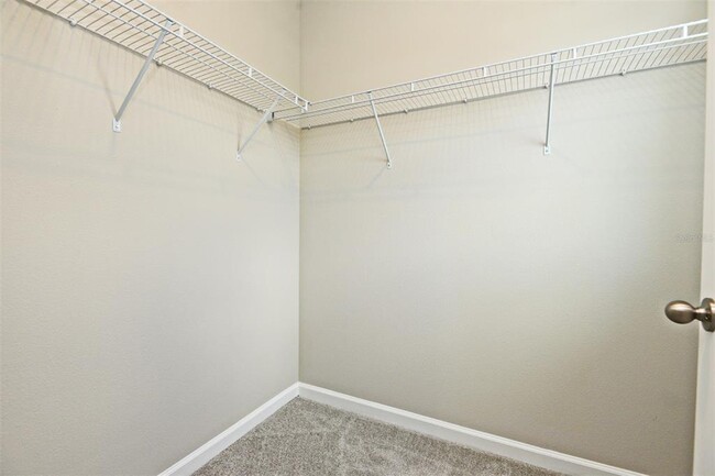 Building Photo - 627 Bayhawk St
