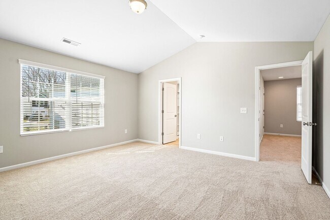 Building Photo - *Beautiful Home @ Aberdeen on Lake Mackintosh*