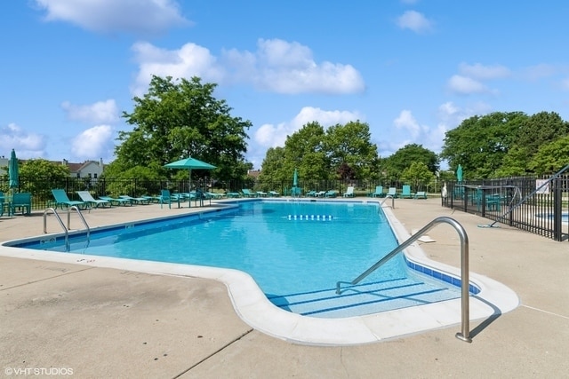 Building Photo - 196 White Branch Ct