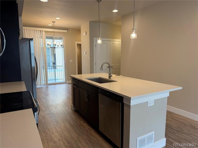 Building Photo - 6753 S Tempe Ct
